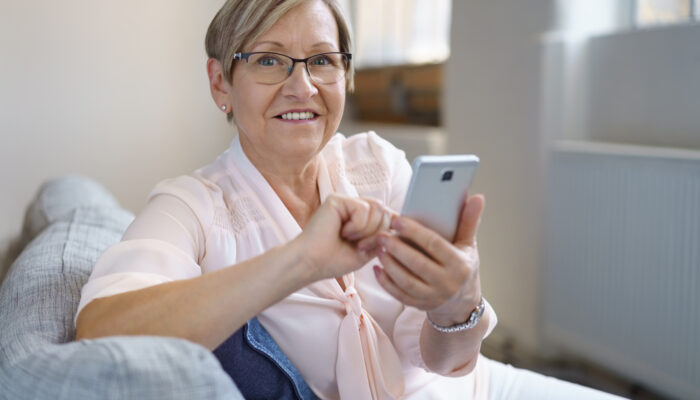 Popular Wireless Cell Phone Deals For Seniors