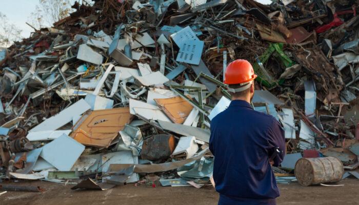 The Advantages Of Choosing Iron Mike As Your Broker For Scrap Metal